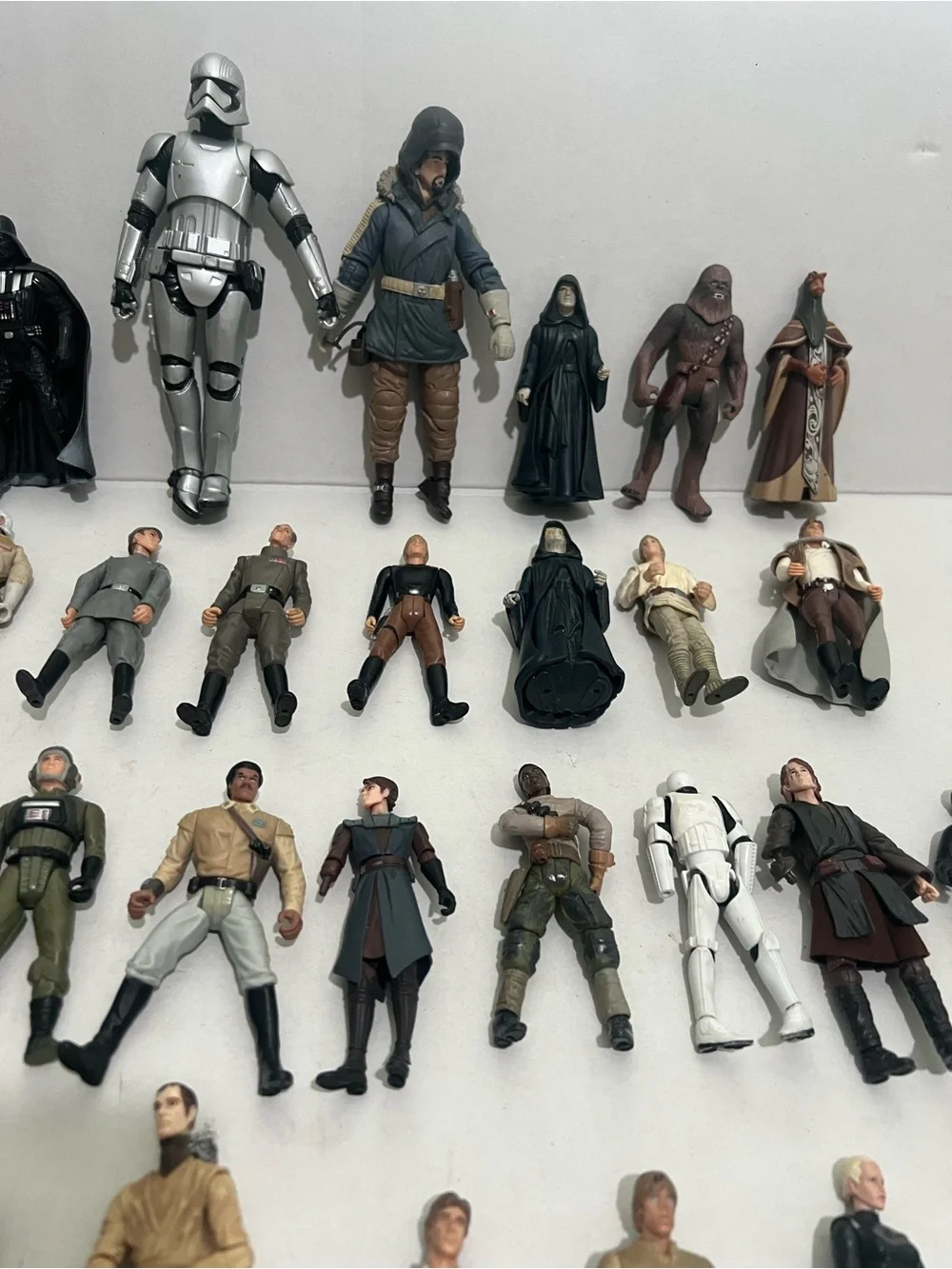 Star Wars Action Figure Lot - Black, Brown, White, Tan